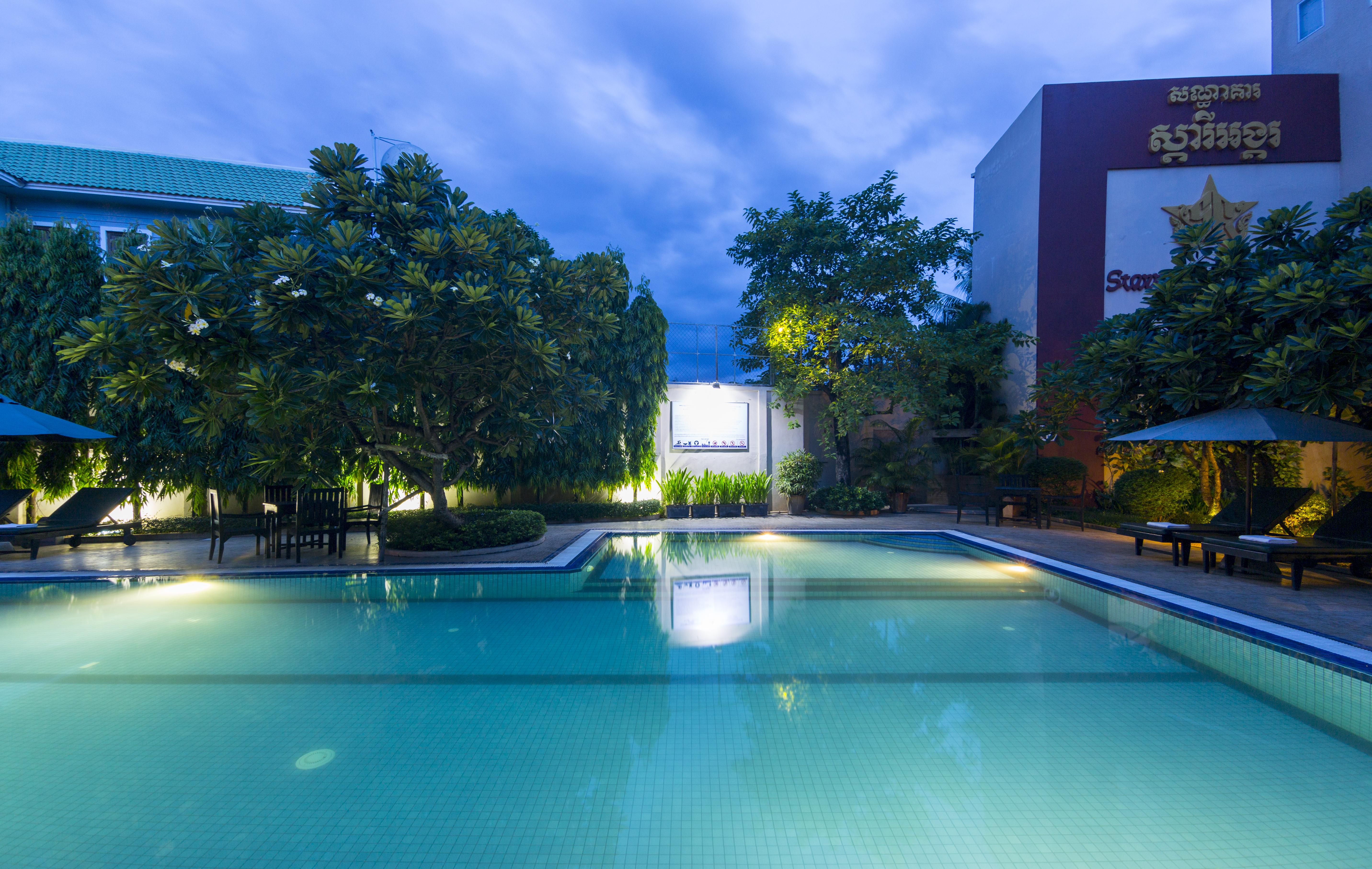 Starry Angkor Hotel Сиемрип Экстерьер фото